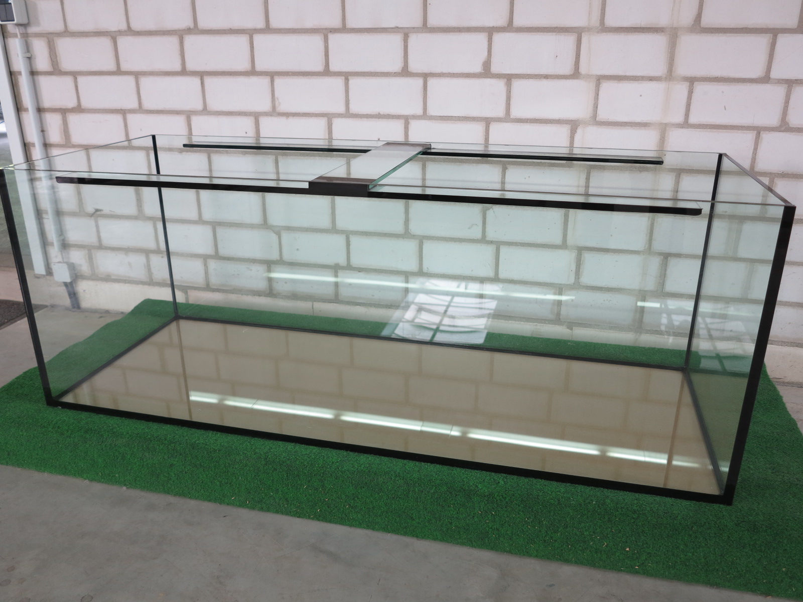 Aquarium 160x50x50cm (LxTxH) Liter 10mm Glas - Diamantaquarien –